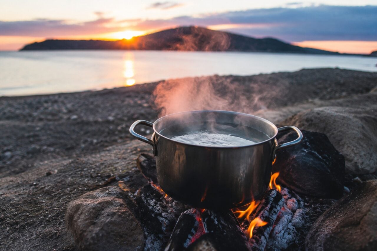Faire son propre sel avec de l’eau de mer : pourquoi ce n’est pas une bonne idée ?