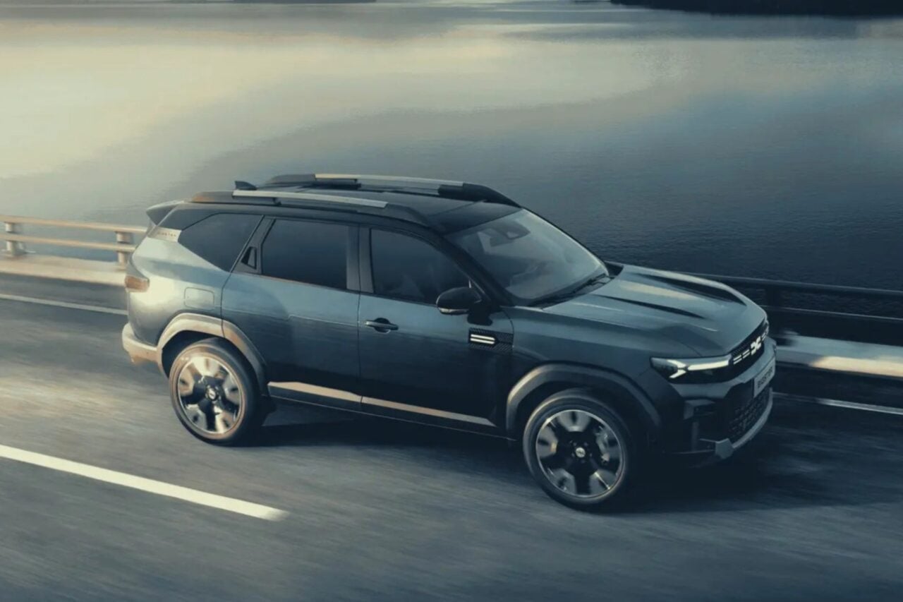 Dacia annonce une motorisation inédite baptisée Tribrid, mais c’est quoi encore ?