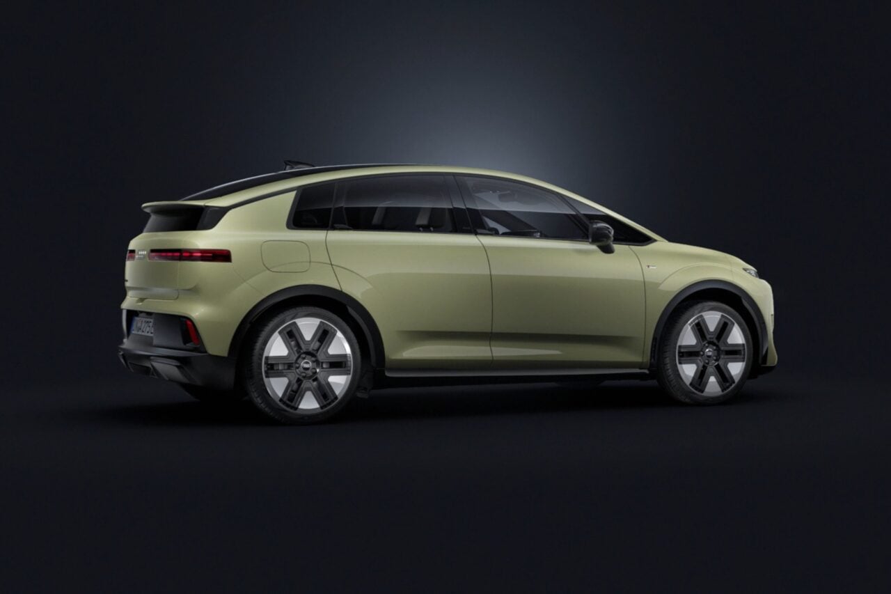 L’Audi A2 revient 26 ans après et Tesla ne va pas apprécier !