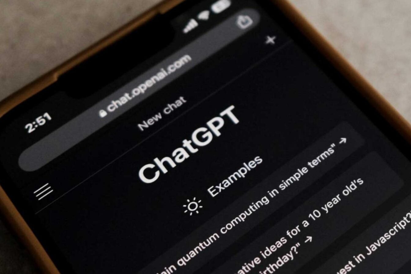 ChatGPT pour les ados : OpenAI lance des comptes dédiés pour les moins de 18 ans